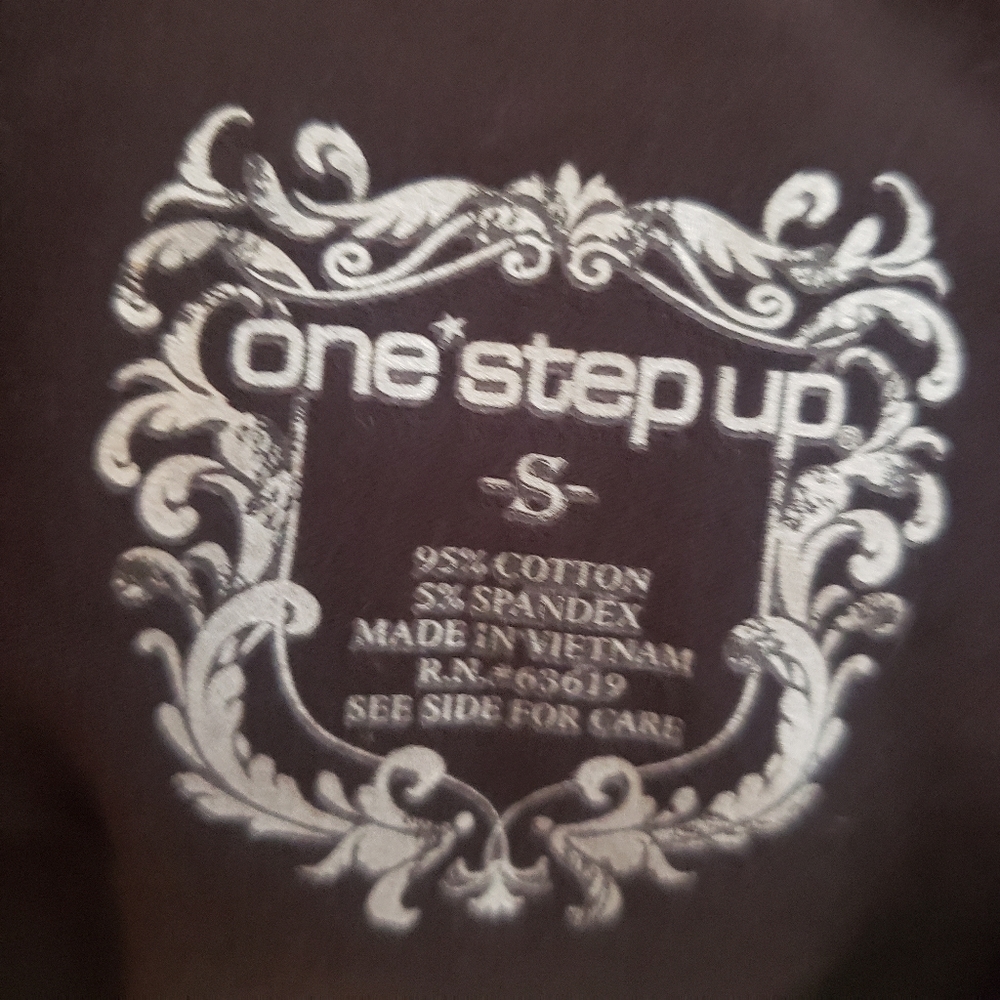 Top - Picture 6 of 6